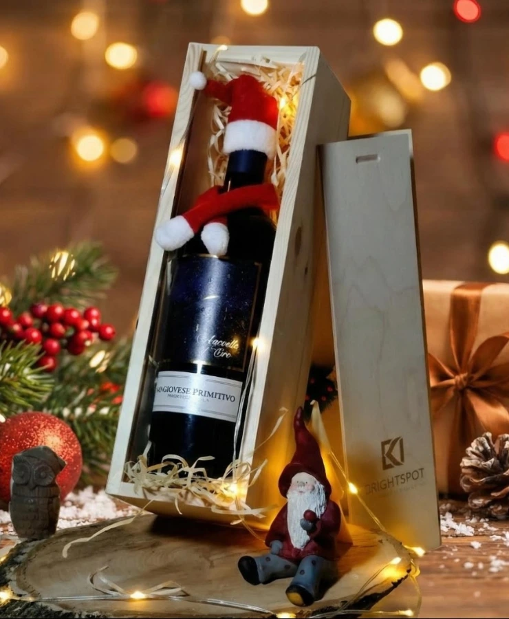 drewniana skrzyneczka na wino personalizowany prezent z logiem firmy